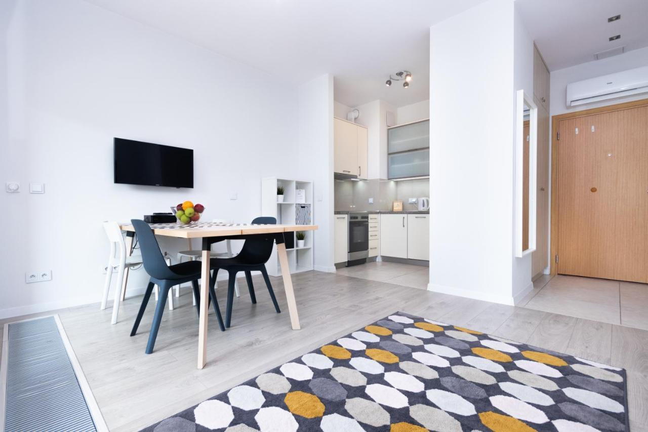 Kolejowa Aparthotel Warsaw Ngoại thất bức ảnh
