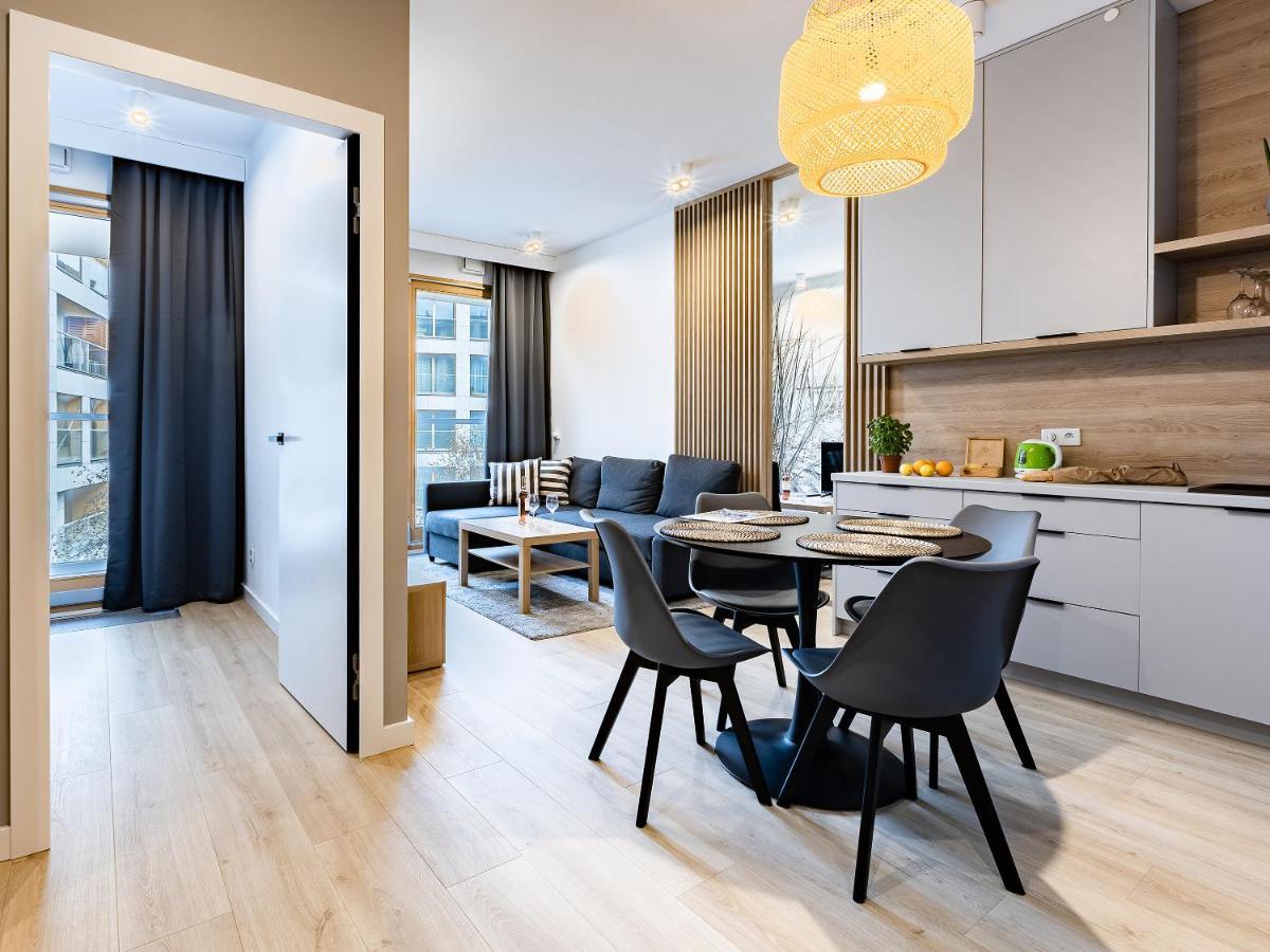 Kolejowa Aparthotel Warsaw Ngoại thất bức ảnh