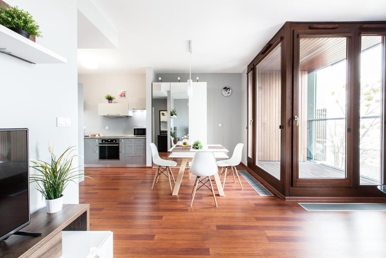 Kolejowa Aparthotel Warsaw Ngoại thất bức ảnh