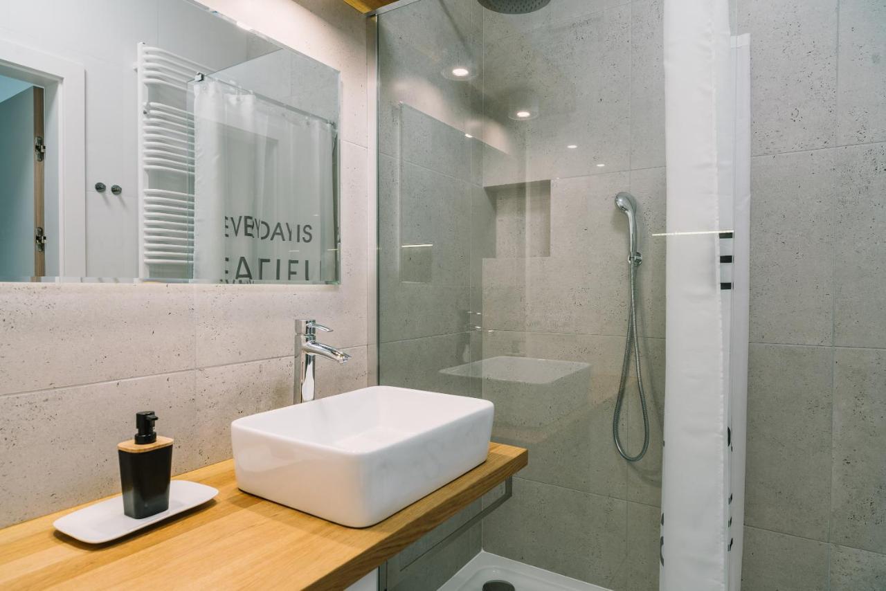 Kolejowa Aparthotel Warsaw Ngoại thất bức ảnh