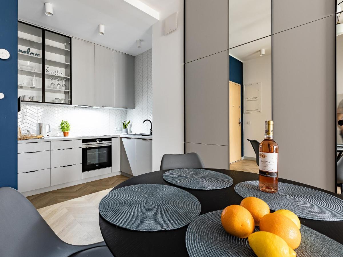 Kolejowa Aparthotel Warsaw Ngoại thất bức ảnh