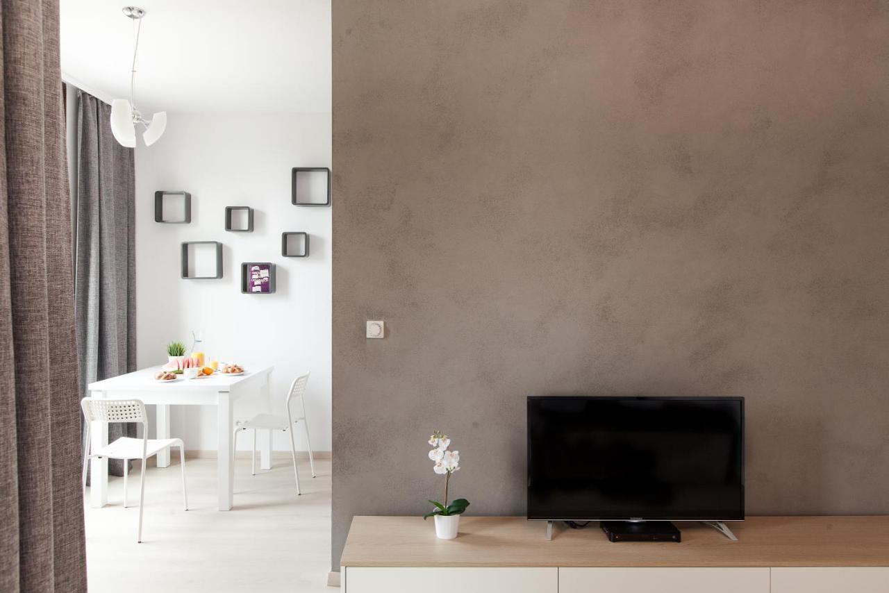 Kolejowa Aparthotel Warsaw Ngoại thất bức ảnh